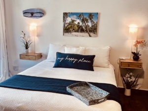 Kona Islander Relaxing bedroom 