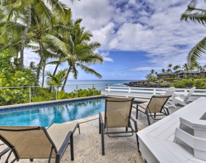 Oceanfront Pool - Vacation Rental in Kona, Hawaii